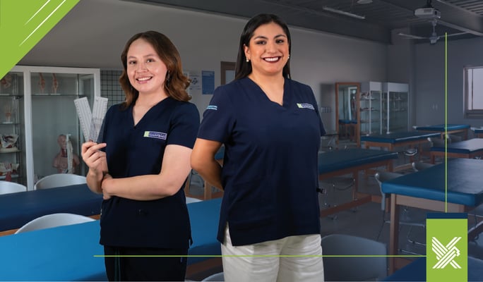 Estudiantes en fisioterapia de la Universidad Cuauhtémoc Querétaro